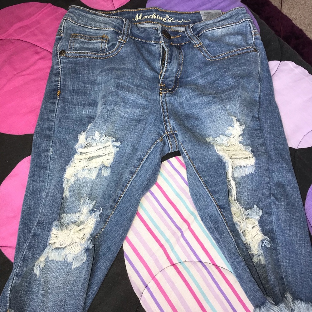 Ripped capris